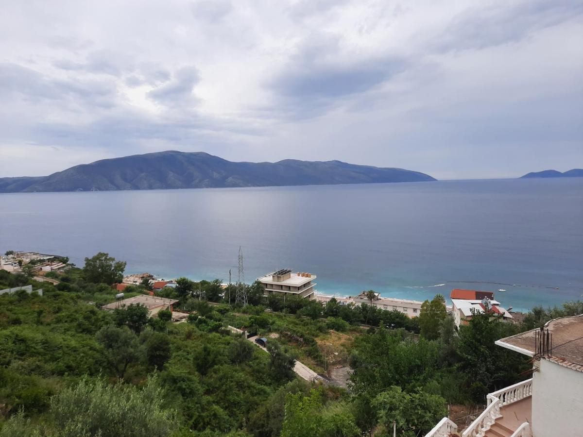 Flower Hill Vlorë Екстериор снимка
