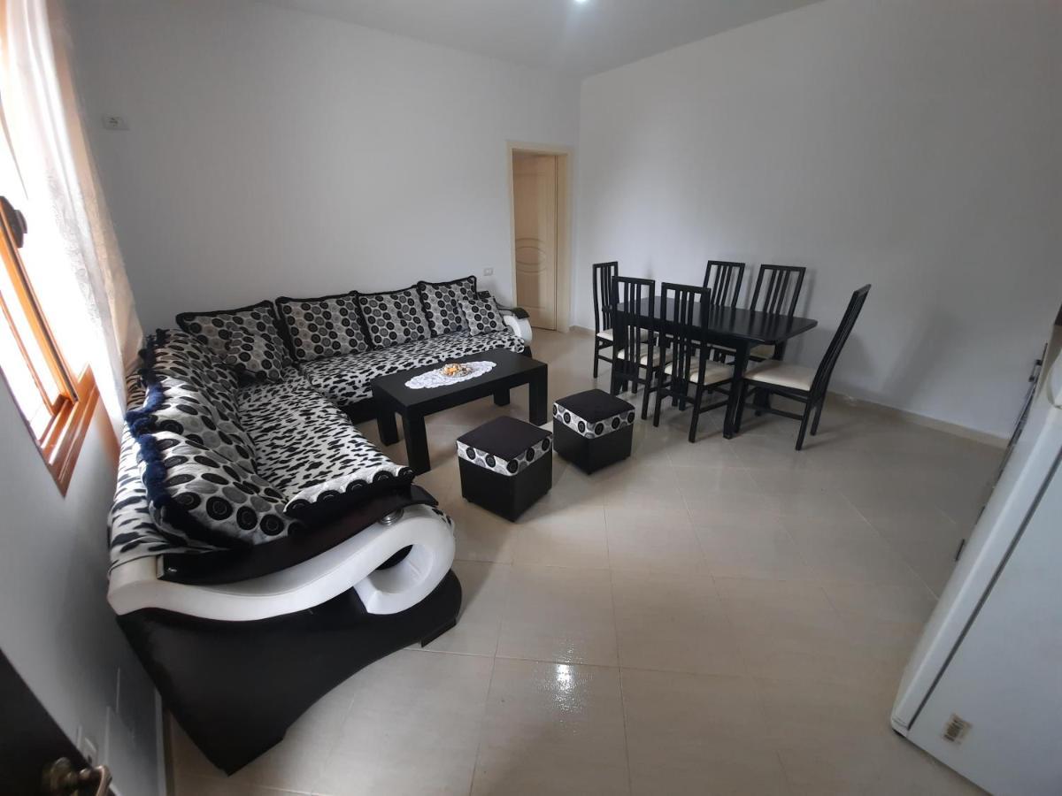 Flower Hill Vlorë Екстериор снимка